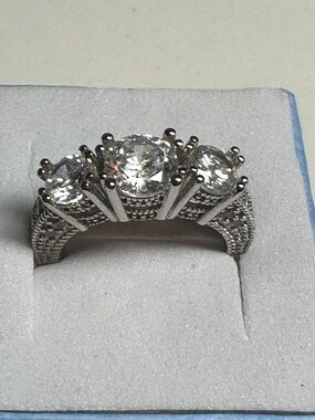 Sterling Silver Classic Three- Tone Ring with Clear Stones.